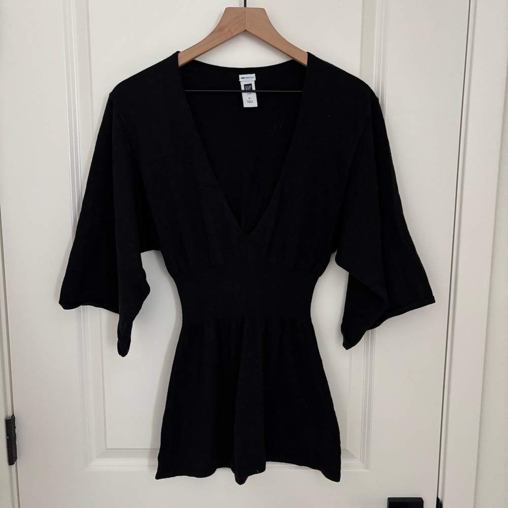 Vtg GAP stretch black 3/4 batwing sleeve v-neck sweater top small